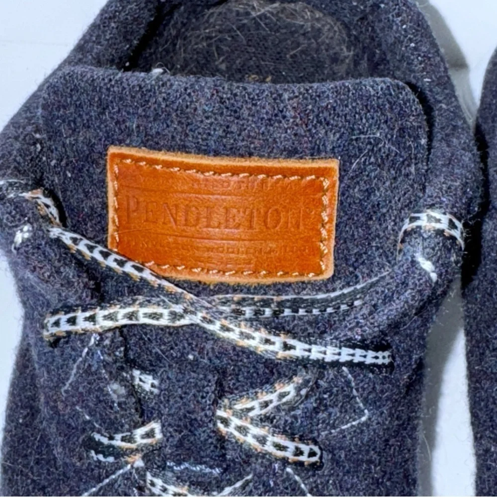 Pendleton Womens Navy Heather Wool Water Resistant Sneaker Shoes Size 9 Washable